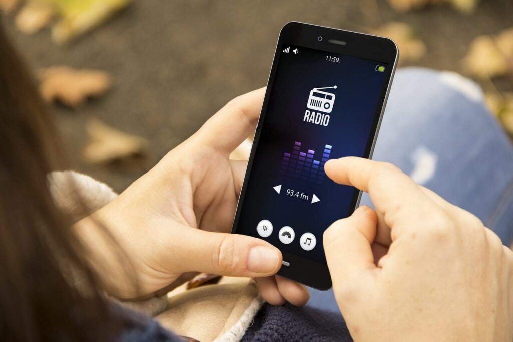App to Listen to AM/FM Radio